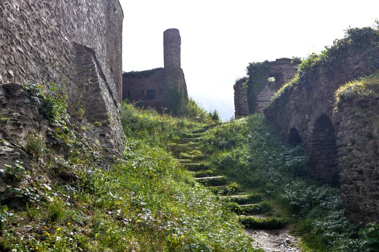 Rheinfels Castle: Of Counts, Battles, and Explosions