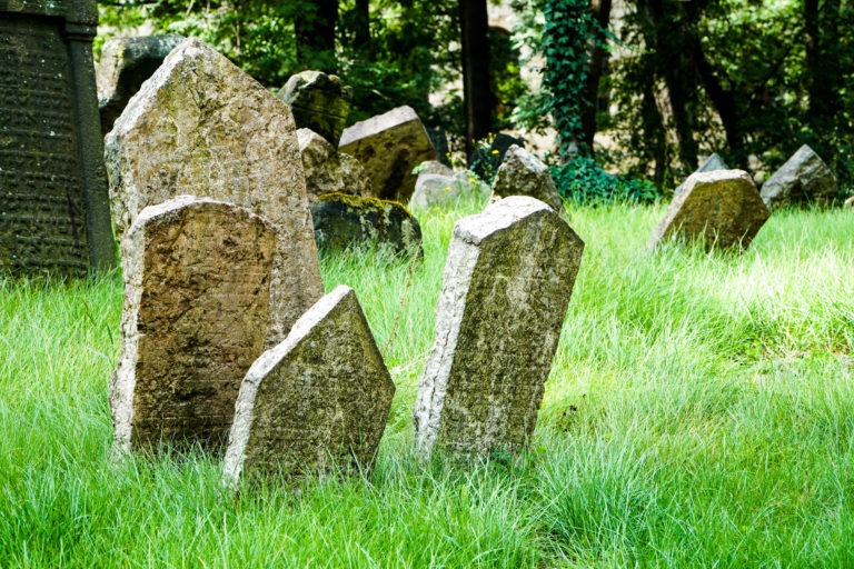 Prague’s Old Jewish Cemetery