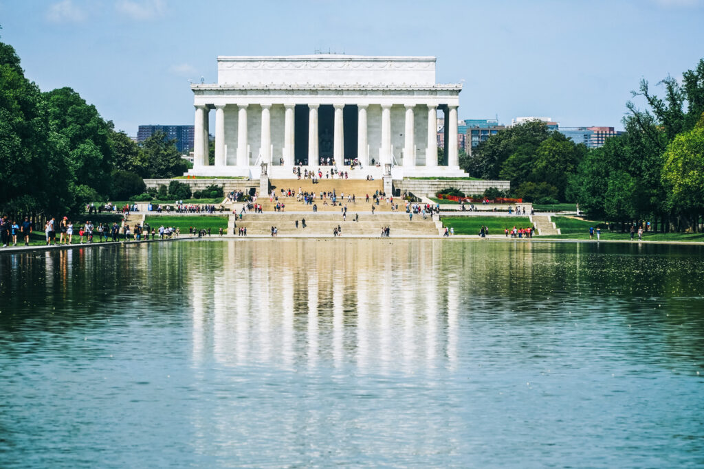 Washington DC Mall, Lincoln Memorial and Reflecting Pool
