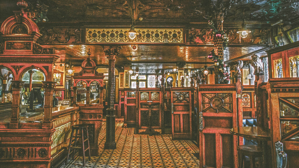 Crown Pub Belfast